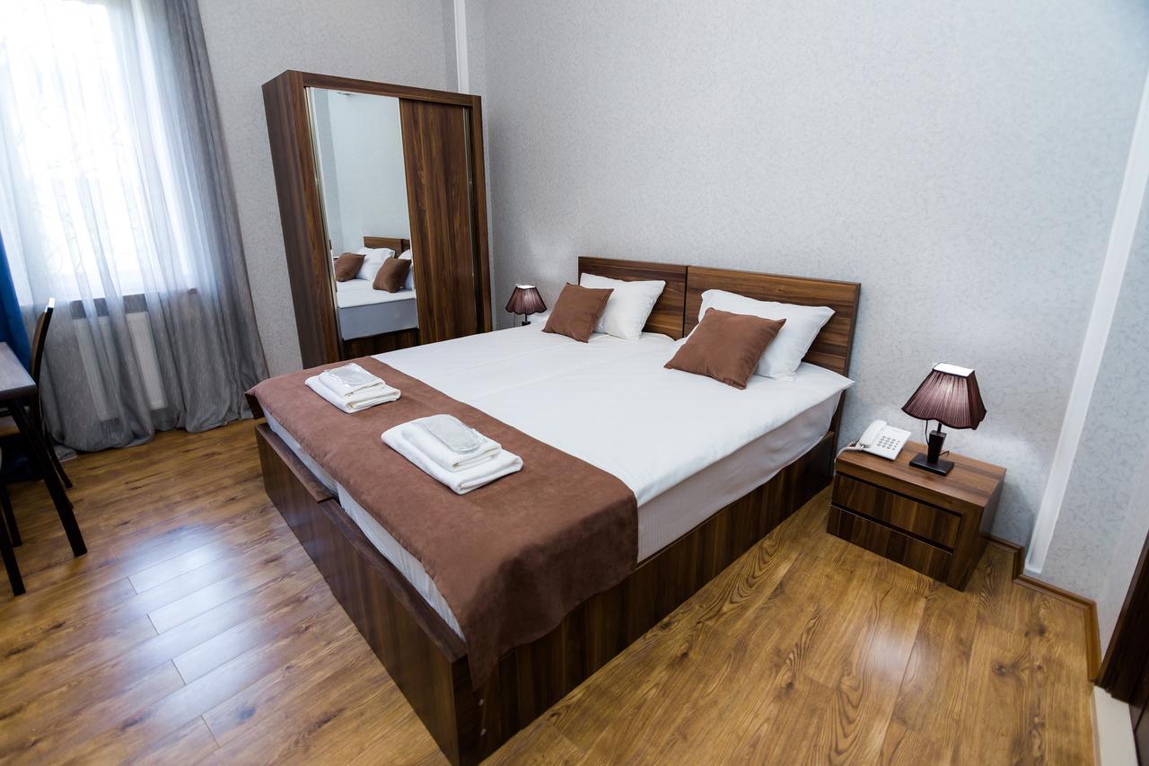 Elia Palace Hotel Tbilisi Exterior photo