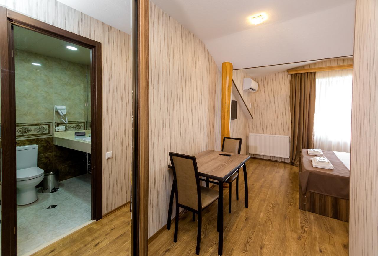 Elia Palace Hotel Tbilisi Exterior photo