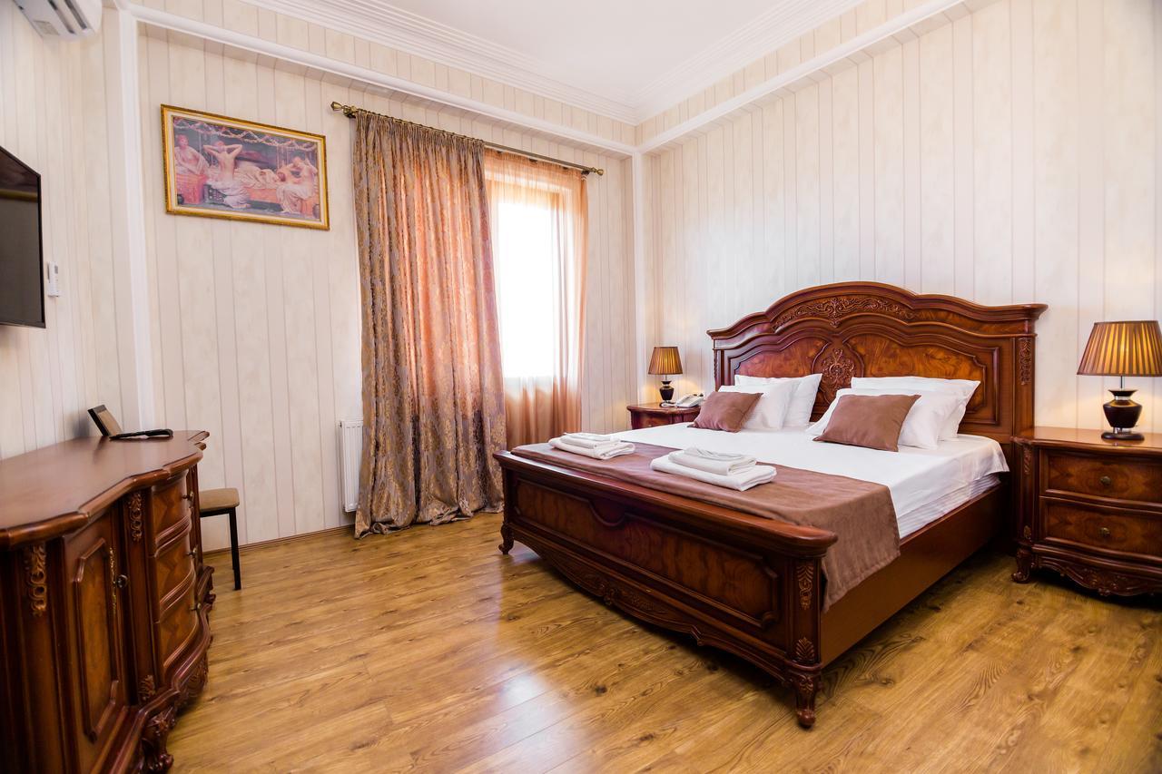 Elia Palace Hotel Tbilisi Exterior photo