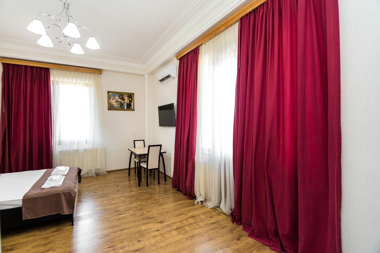 Elia Palace Hotel Tbilisi Exterior photo