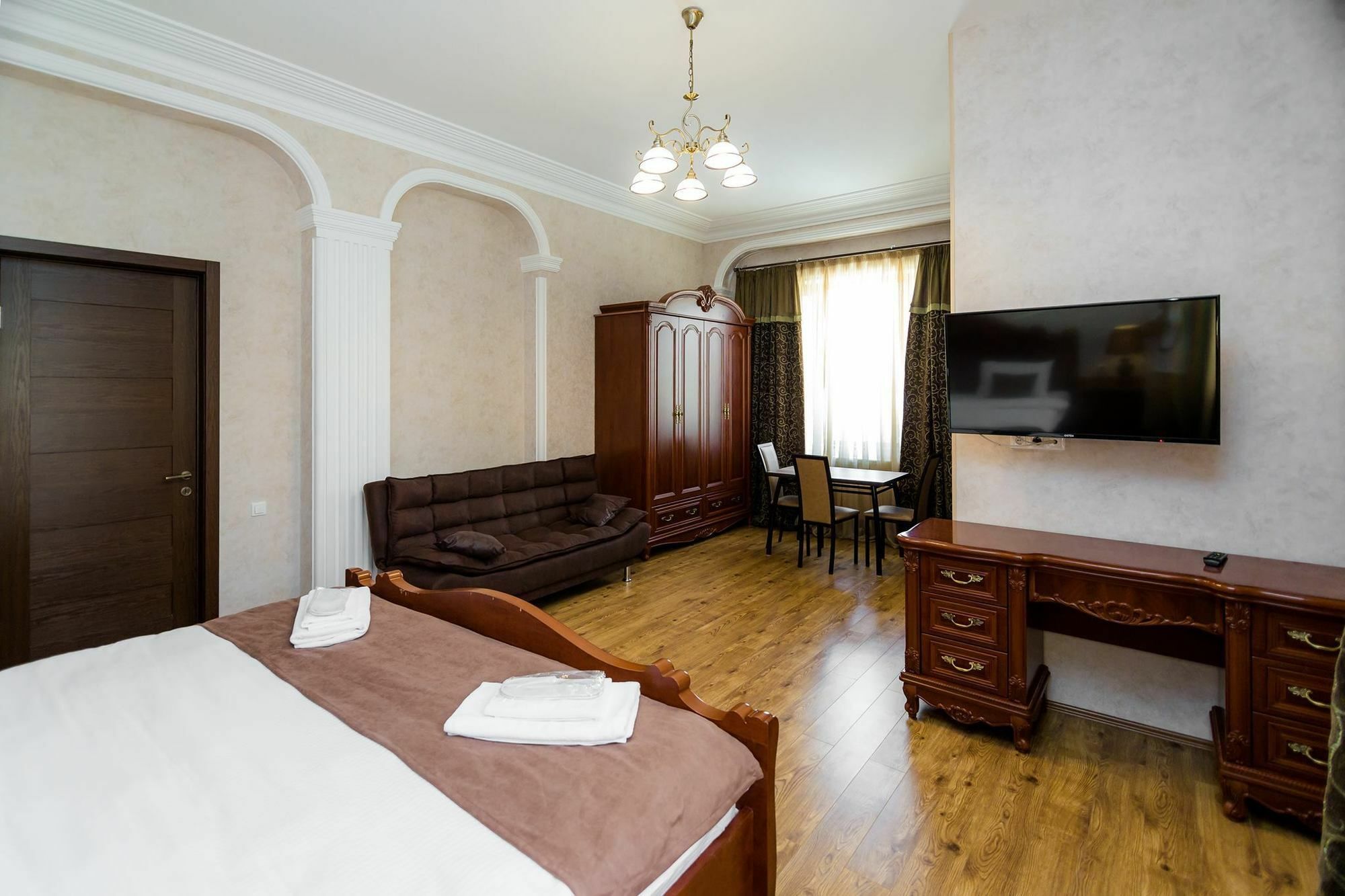 Elia Palace Hotel Tbilisi Exterior photo